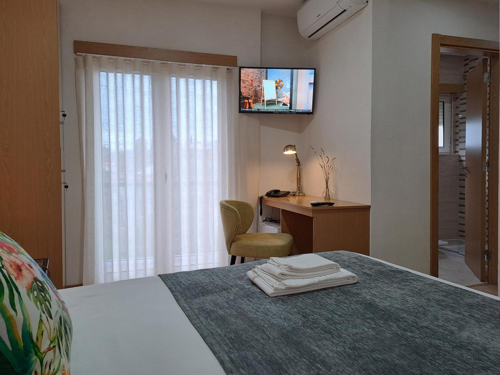 Hotel Square Serta Luaran gambar