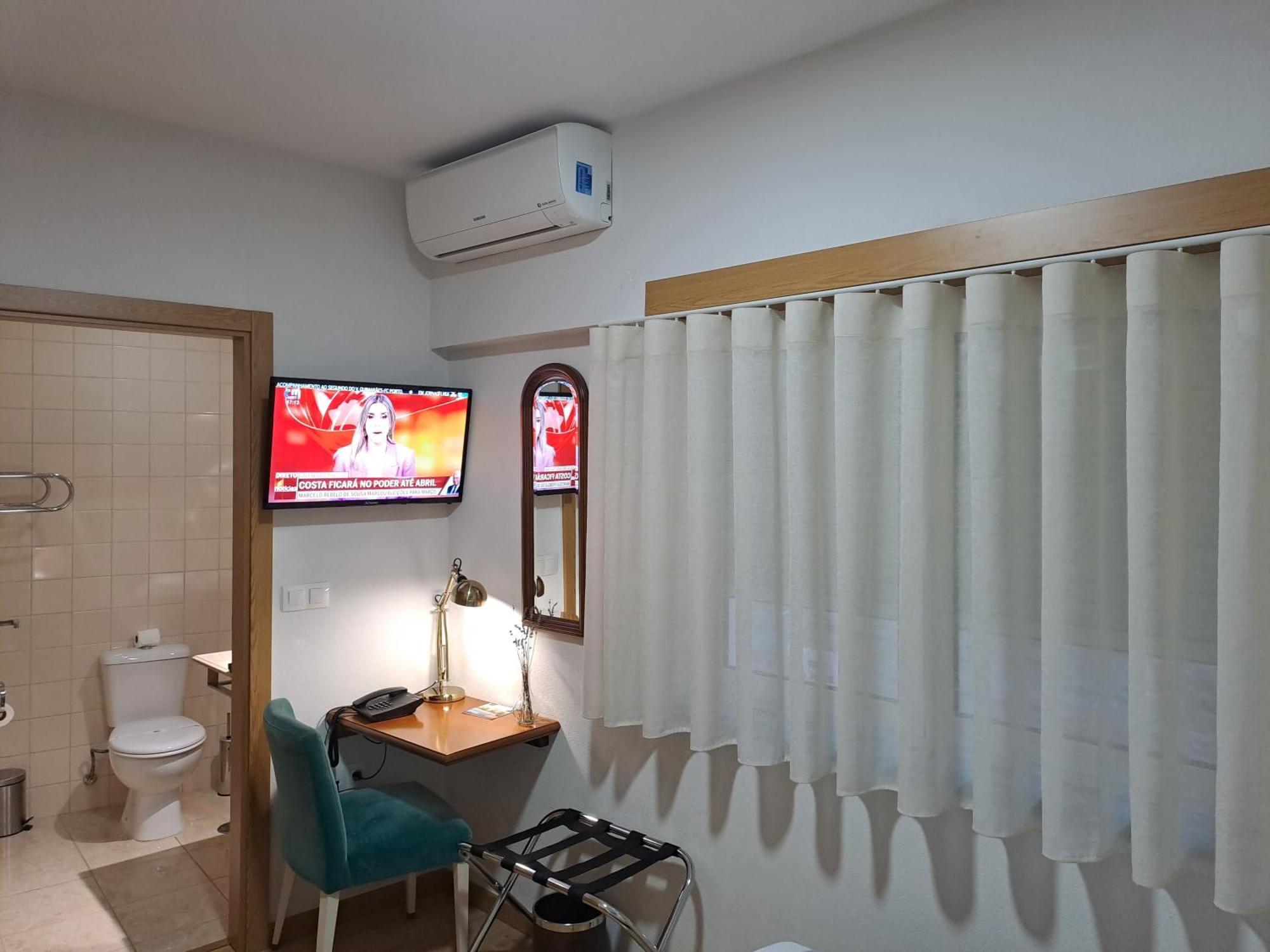 Hotel Square Serta Luaran gambar