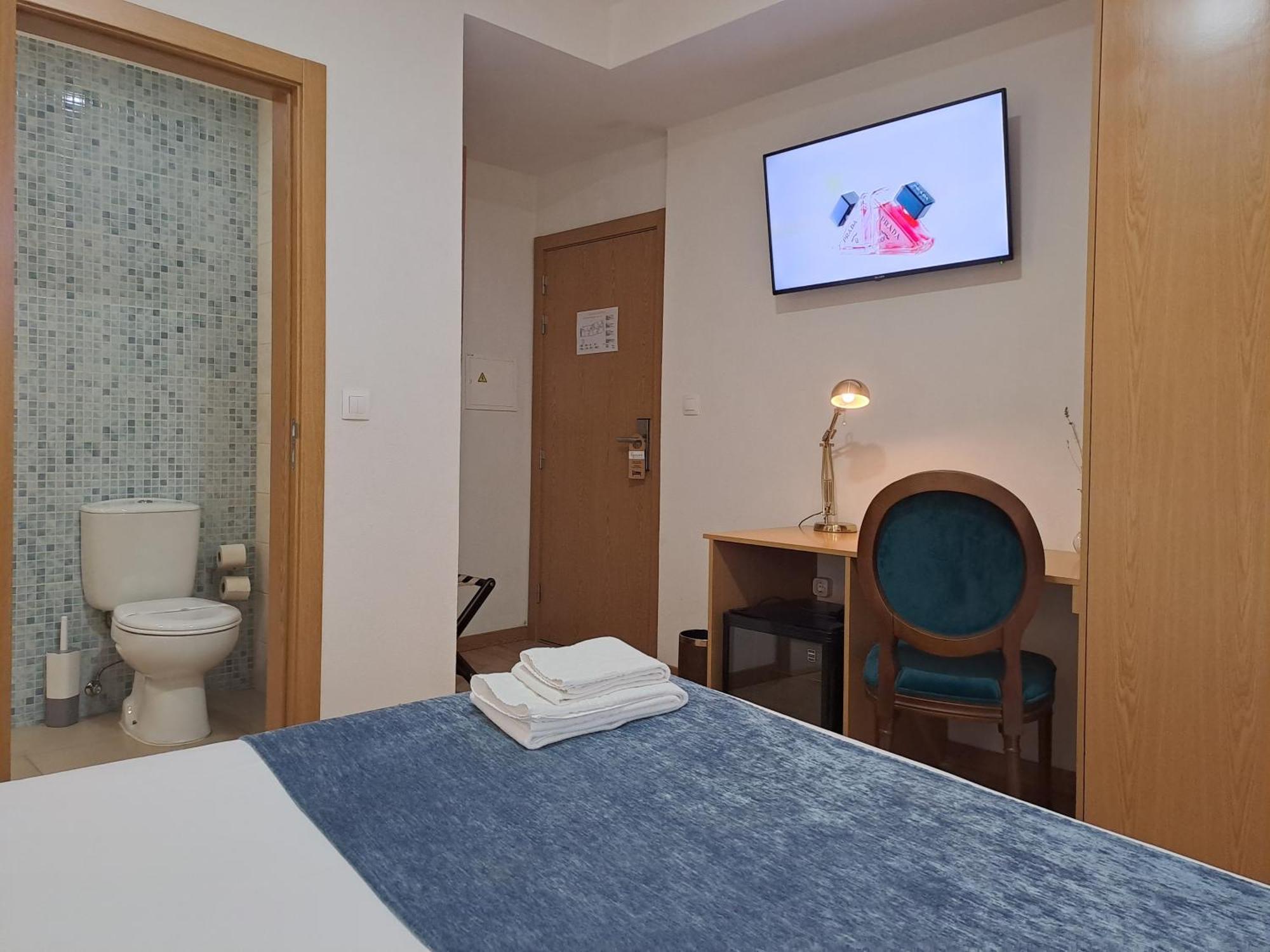 Hotel Square Serta Luaran gambar