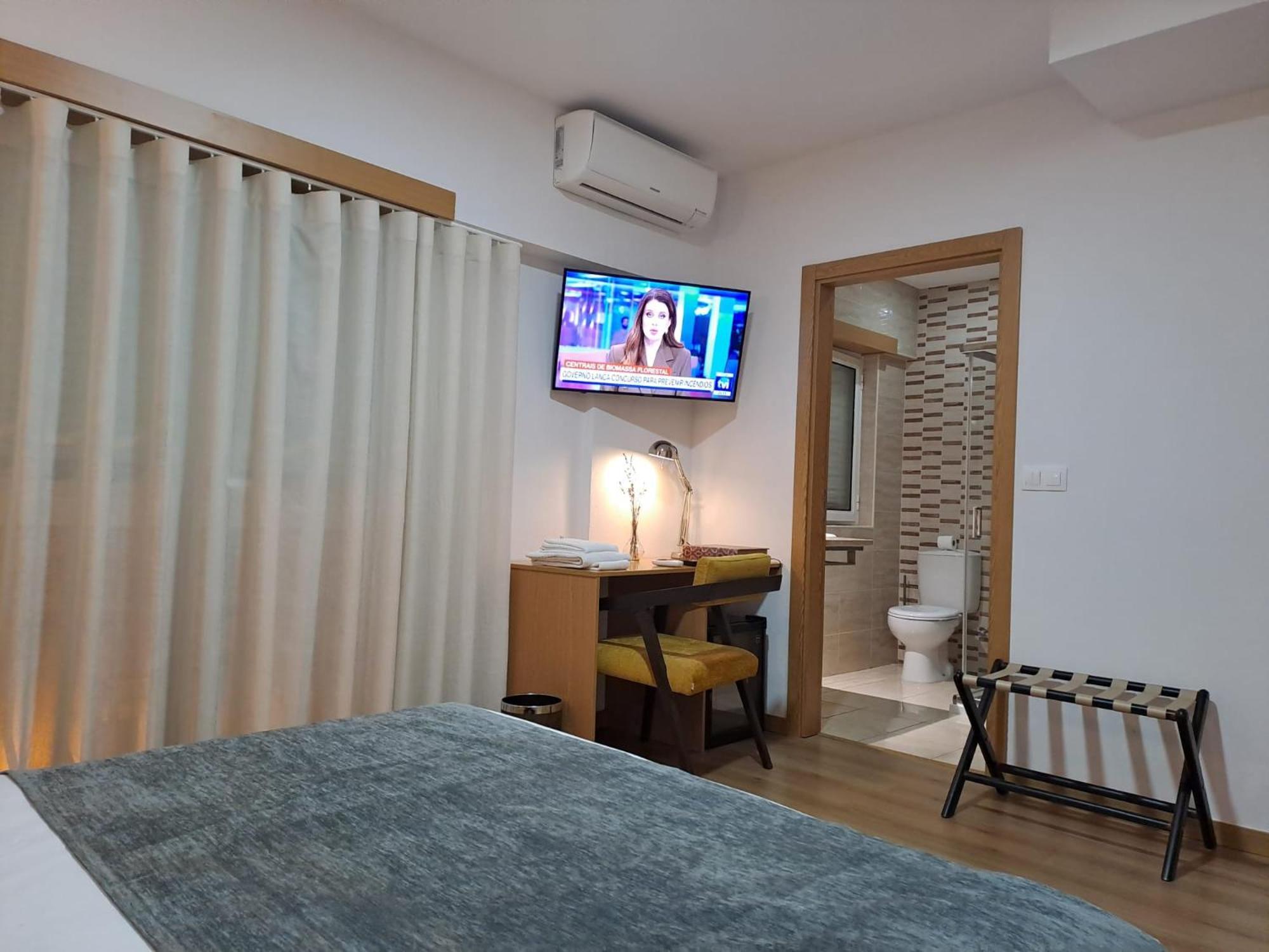 Hotel Square Serta Luaran gambar
