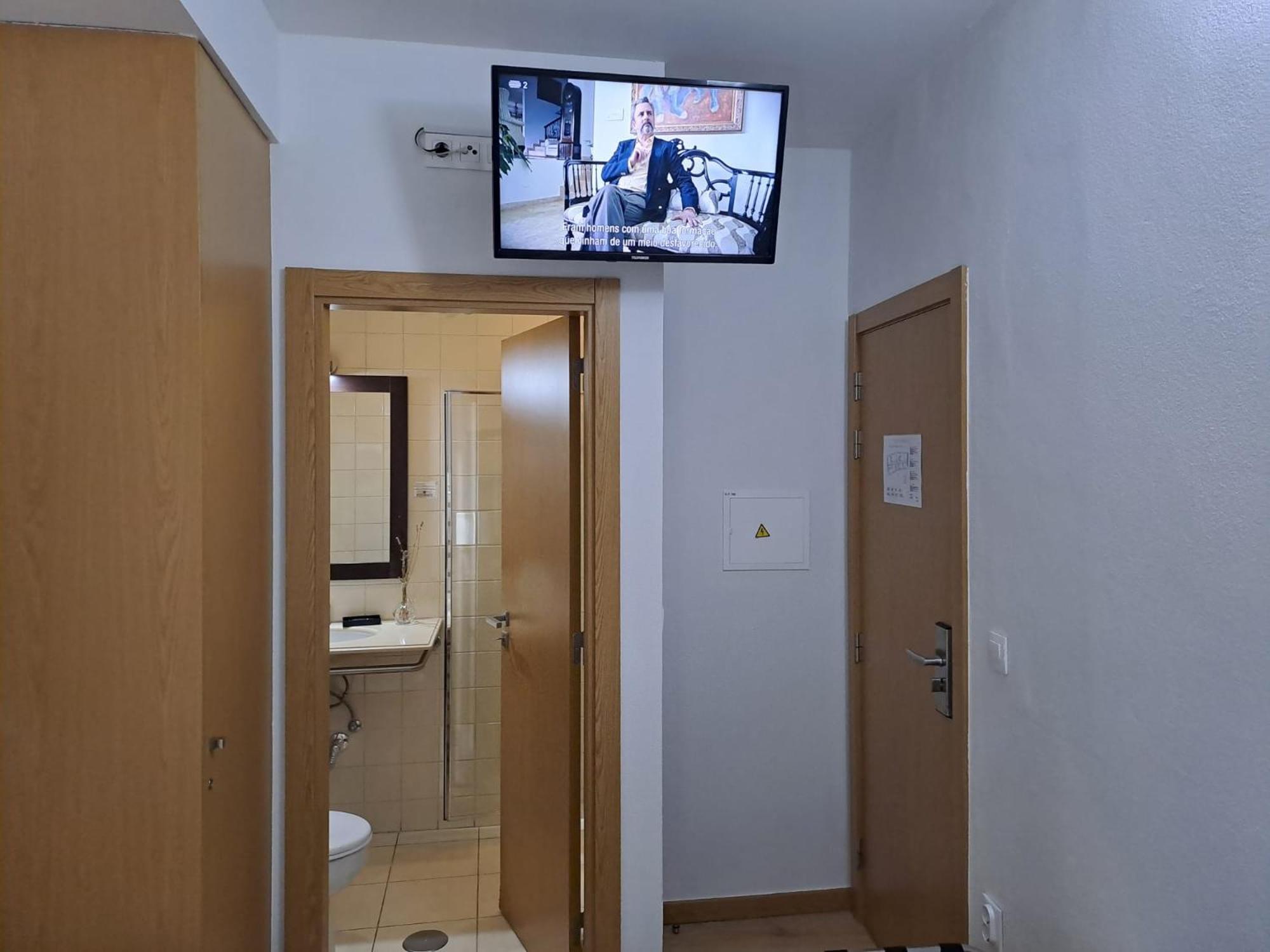 Hotel Square Serta Luaran gambar